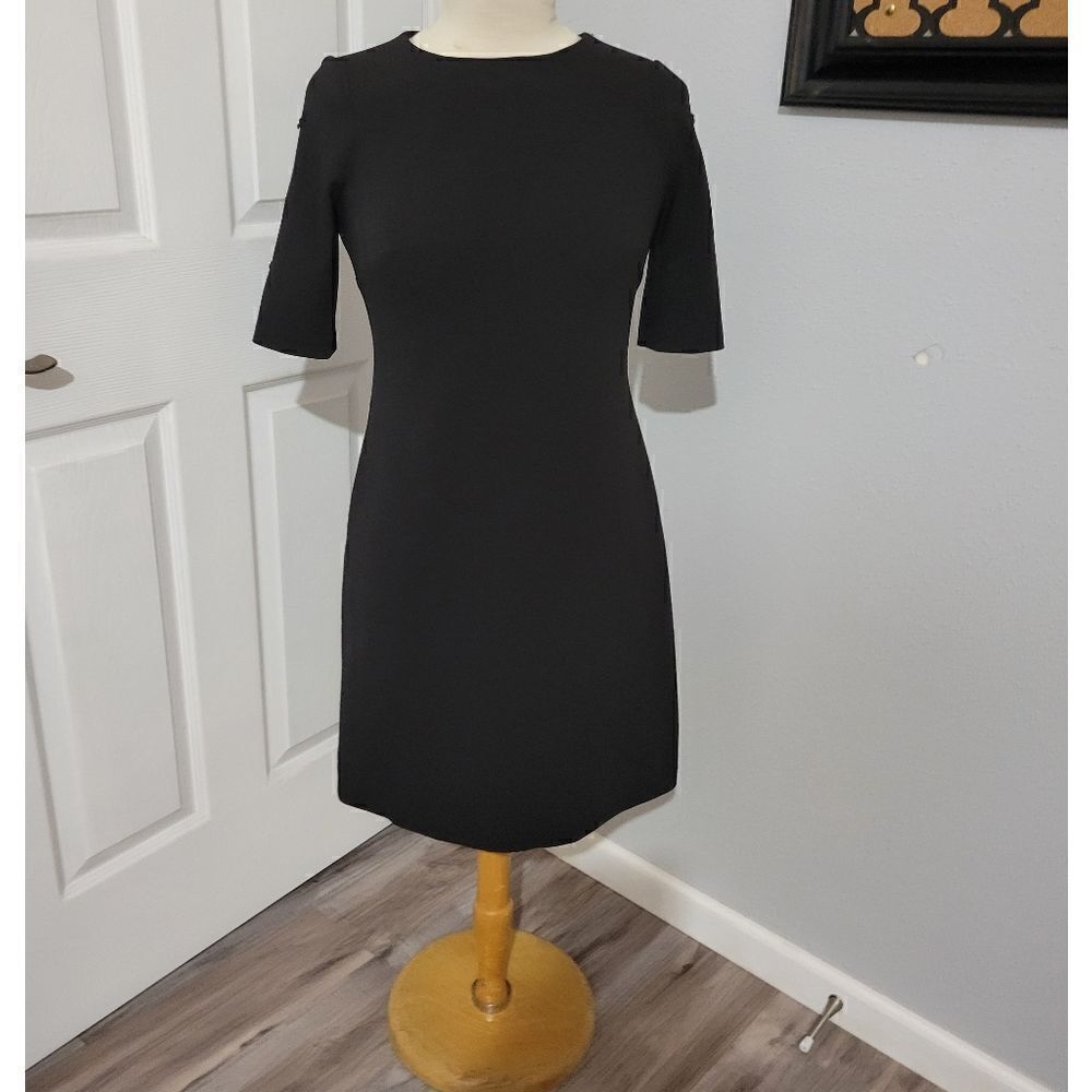 Tommy Hilfiger black sheath dress sz 2 gold button Sleeve Detail - Picture 6 of 10